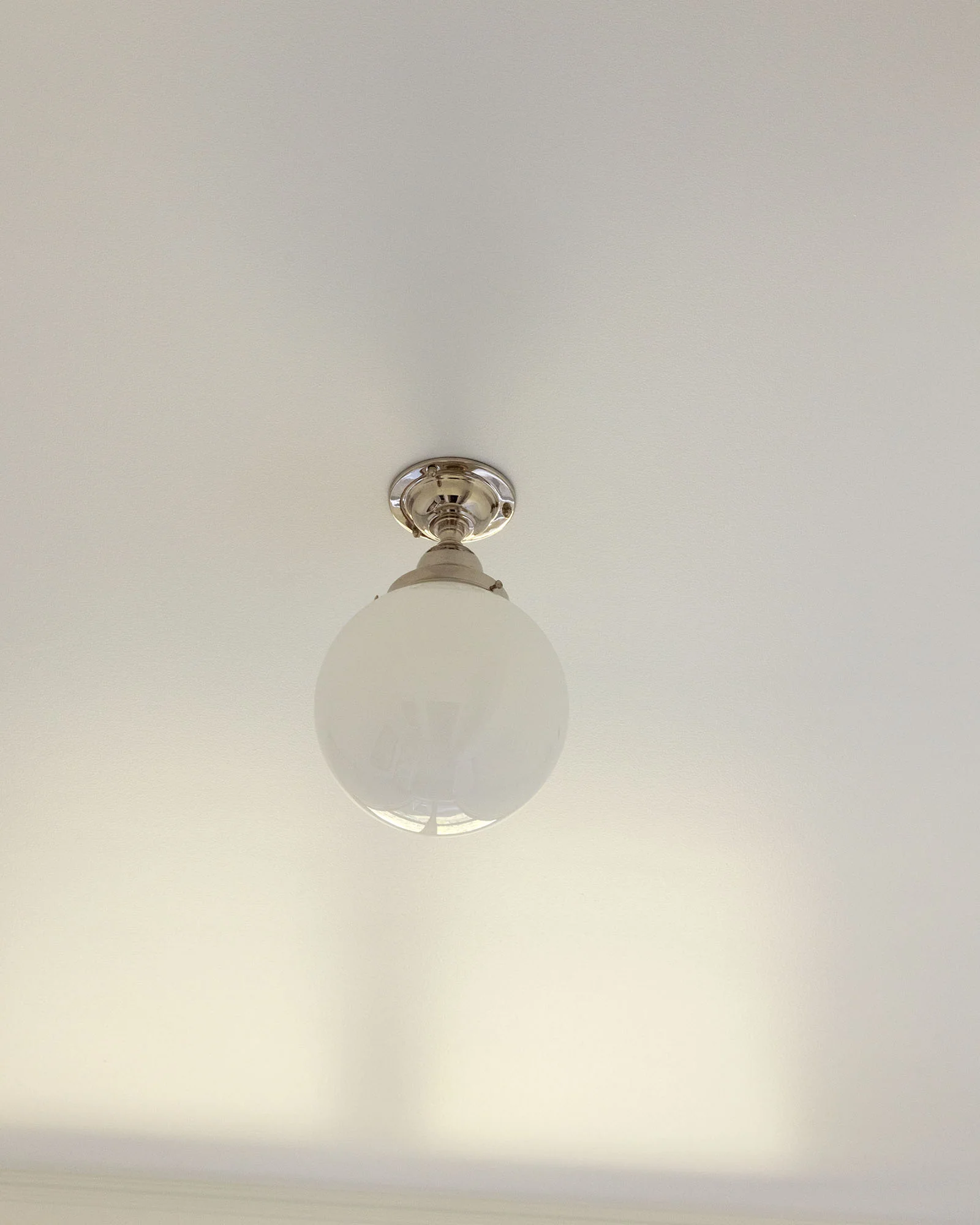 Badrumslampa - Lundkvist 80 nickel, klotskärm - Image 3
