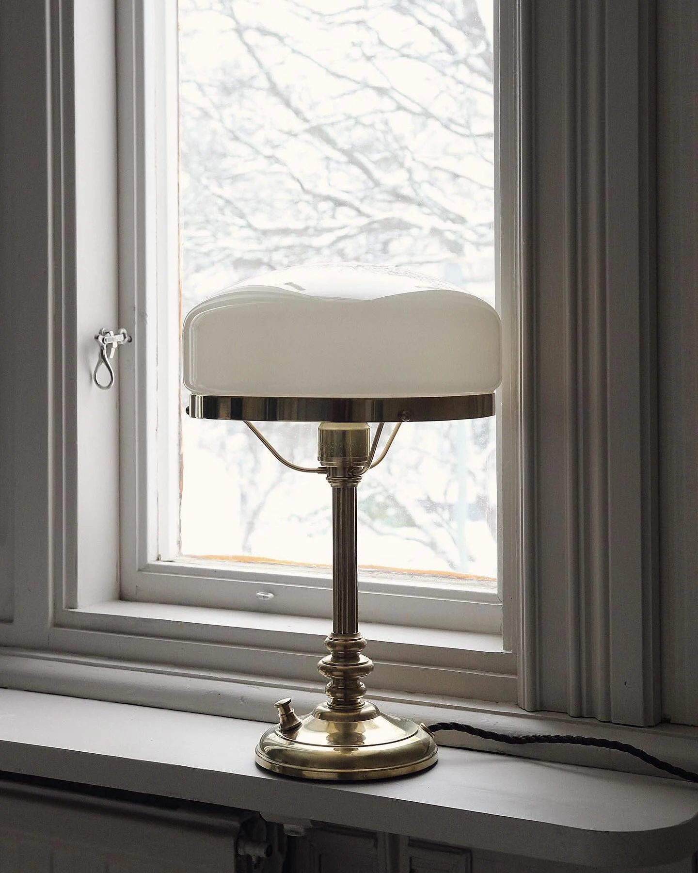Bordslampa - Karlfeldt mässing, vit skärm - Image 2