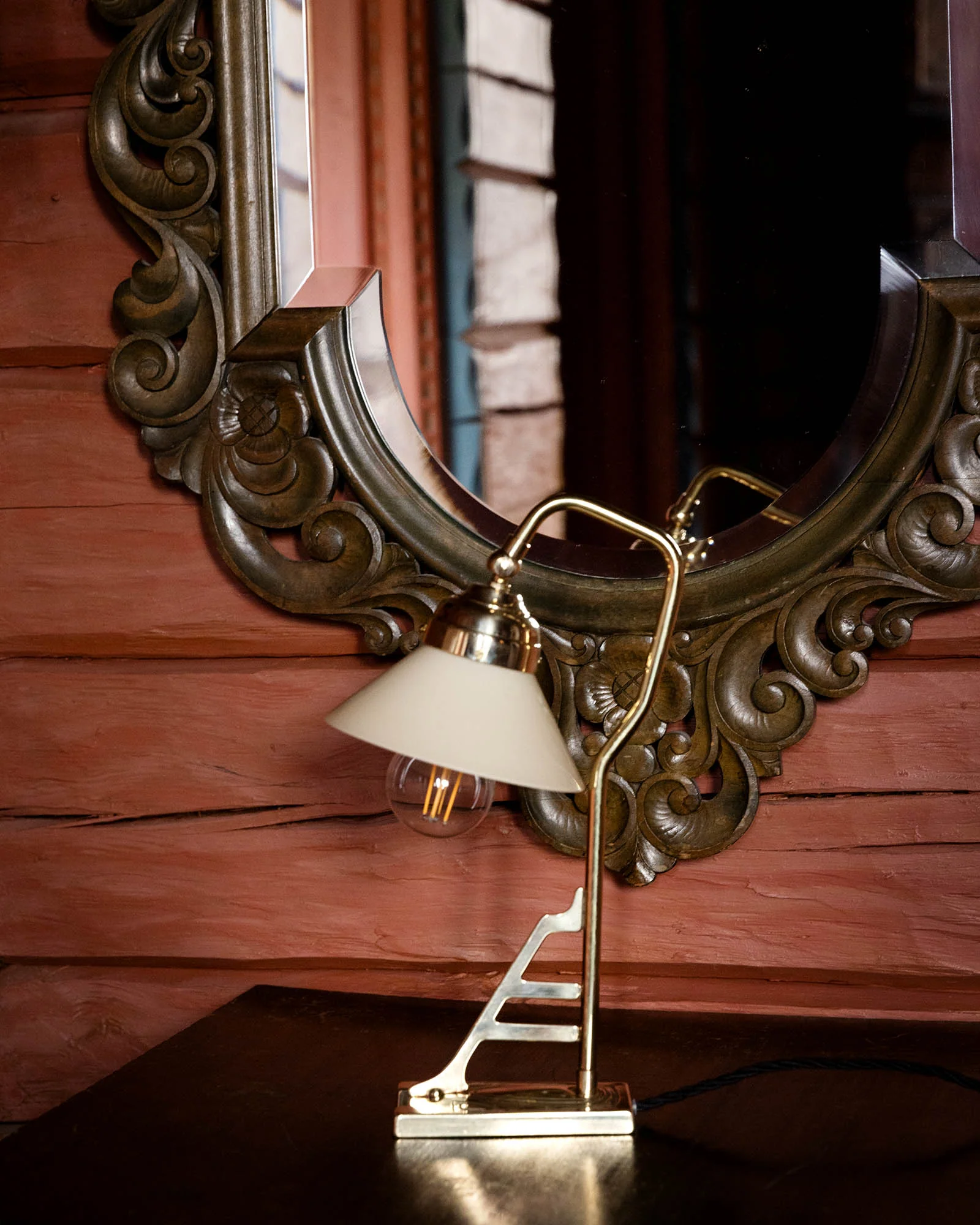 Bordslampa mässing - Modell 1900 med benvit skärm - Image 2