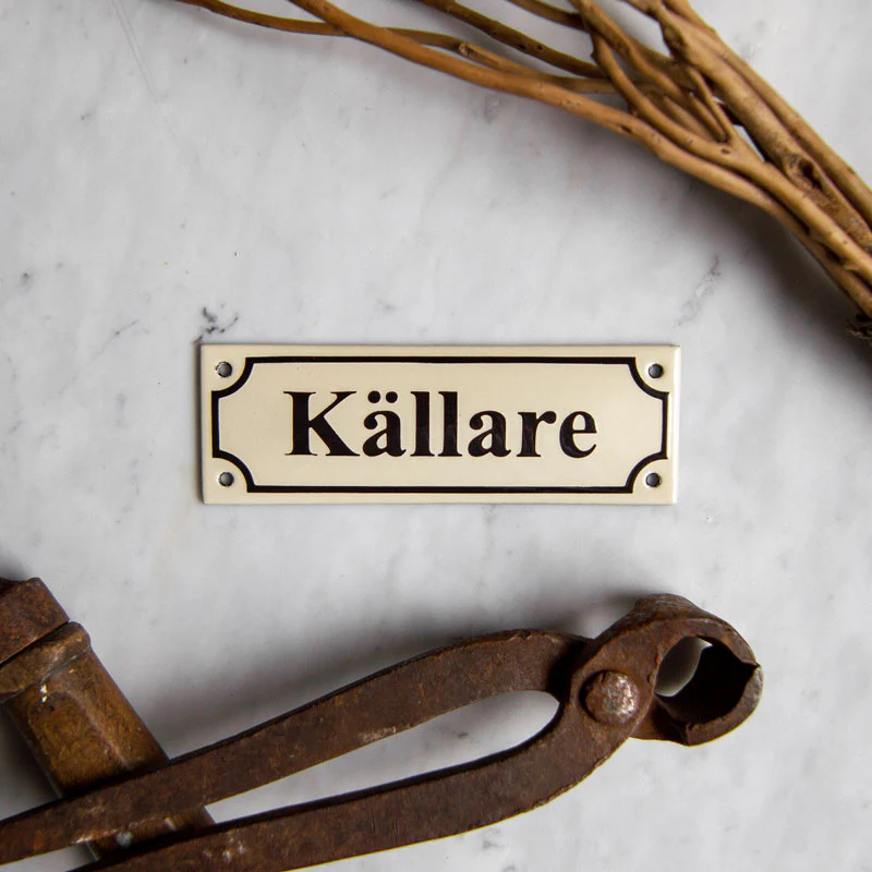 Emaljskylt - KĂ€llare vit/svart - Image 4