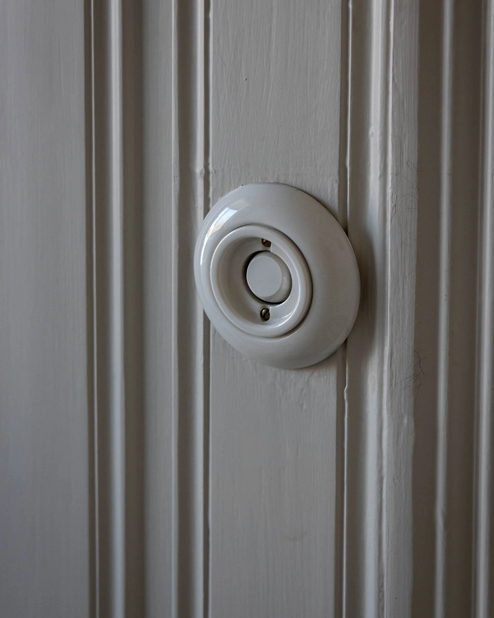 Strömbrytare rund vitt porslin - Tryckdimmer - Image 2
