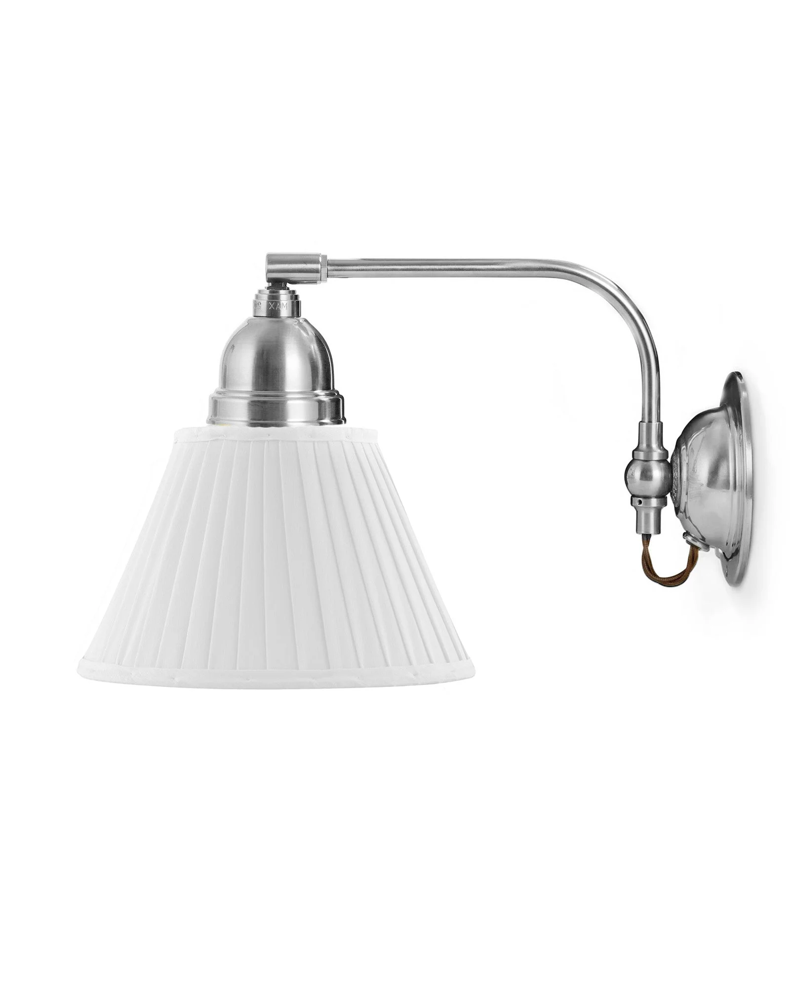 Vägglampa - Gripenberg nickel, vit tygskärm, brun