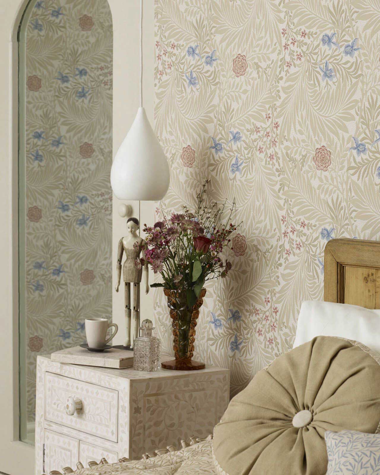 William Morris & Co. Tapet - Larkspur Olive/Lilac - Image 2