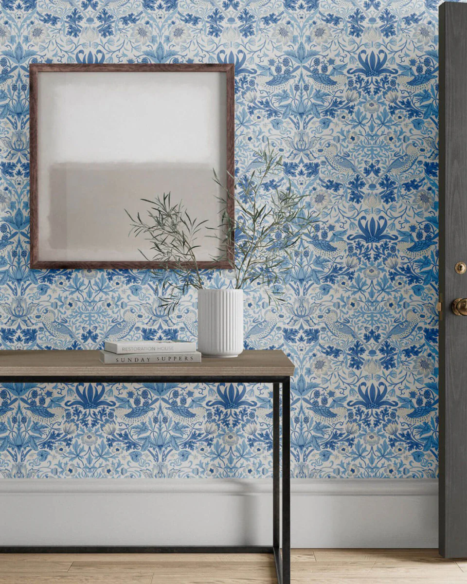 William Morris & Co. Tapet - Simply Strawberry Thief woad - Image 2